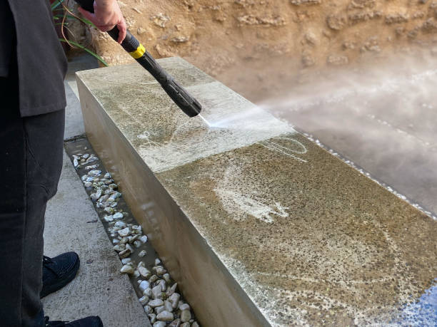 Best Garage Pressure Washing  in Refugio, TX