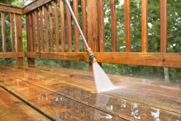 Best Garage Pressure Washing  in Refugio, TX