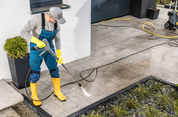 Best Sidewalk Pressure Washing  in Refugio, TX